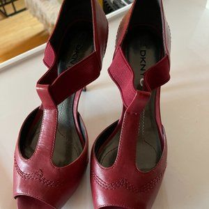 DKNY-- Red/Burgundy Peep Toe Heels- Size 7
